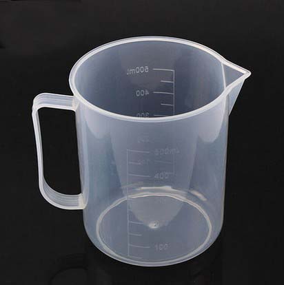 Thickened plastic measuring cup with scale and handle 250ML 500ML cold handmade soap diy tool