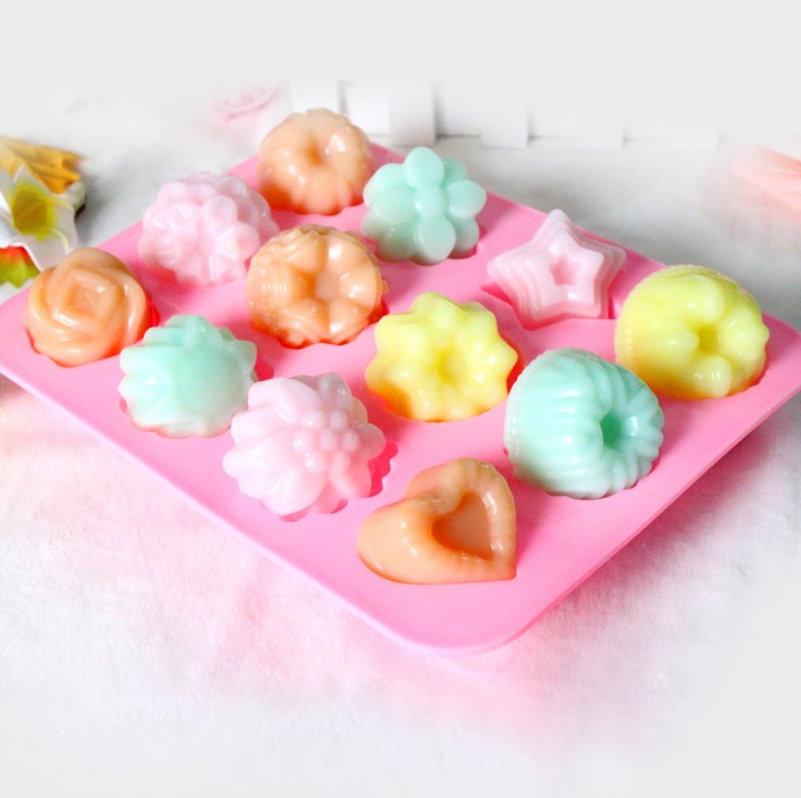 12 Even flowers and grass hand soap diy mold silicone mold M03