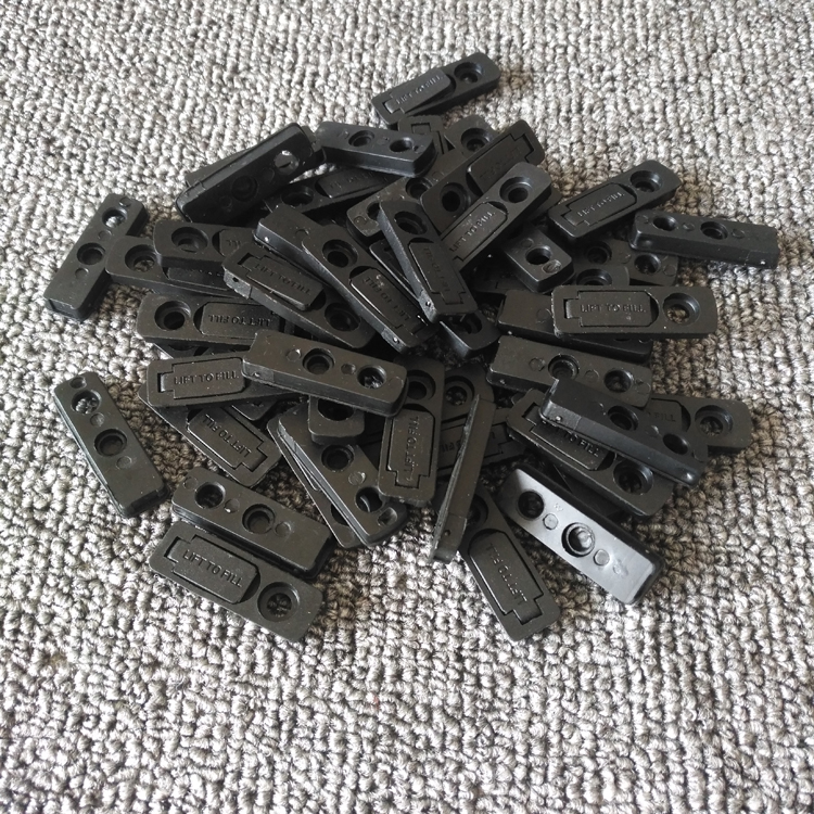 ZP lighter liner Rubber bottom pad Lighter fuel-saving leather pad Accessories liner pad Gasket for a variety of models