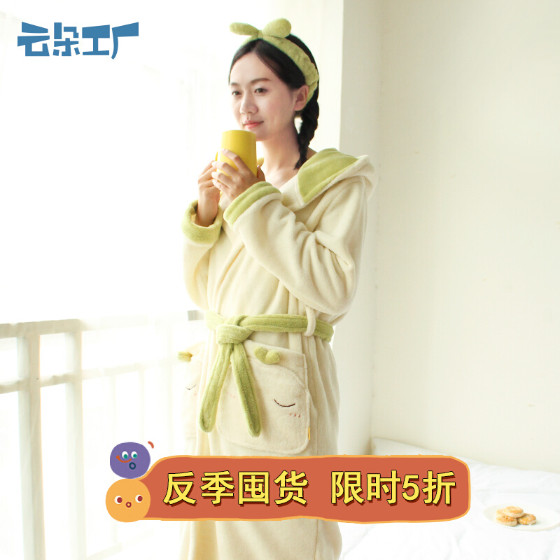 Yunduo Factory autumn and winter nightgown with lace homewear ladies coral fleece nightgown bathrobe long version long-sleeved pajamas