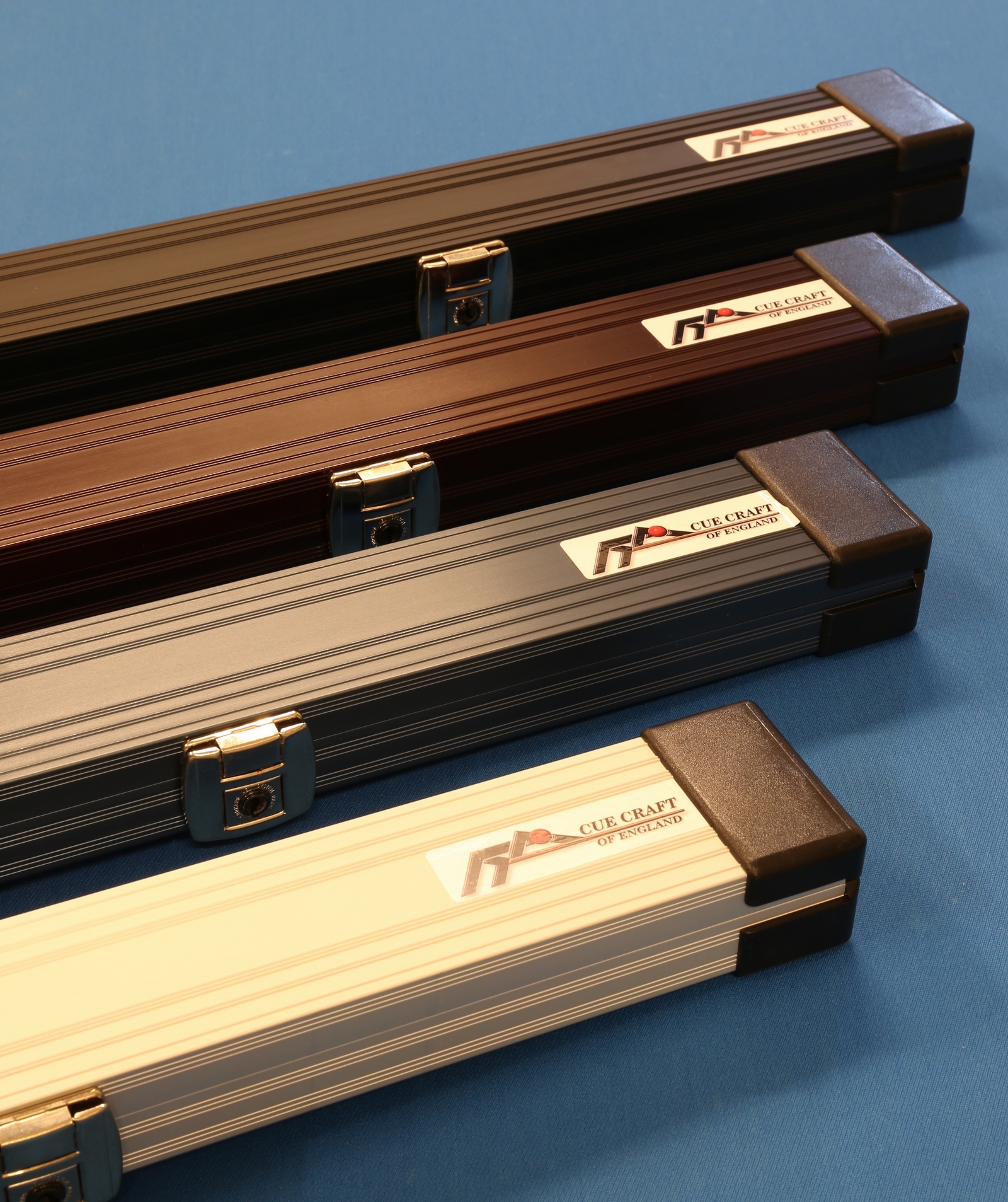 <Macau Royal Billiards> British original genuine Cue Craft two-piece rod 3 4 cue aluminum box rod box