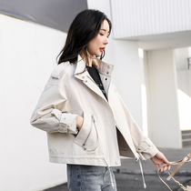 2022 spring and autumn new style foreign style 150cm small early spring short style this years popular age-reducing white coat women