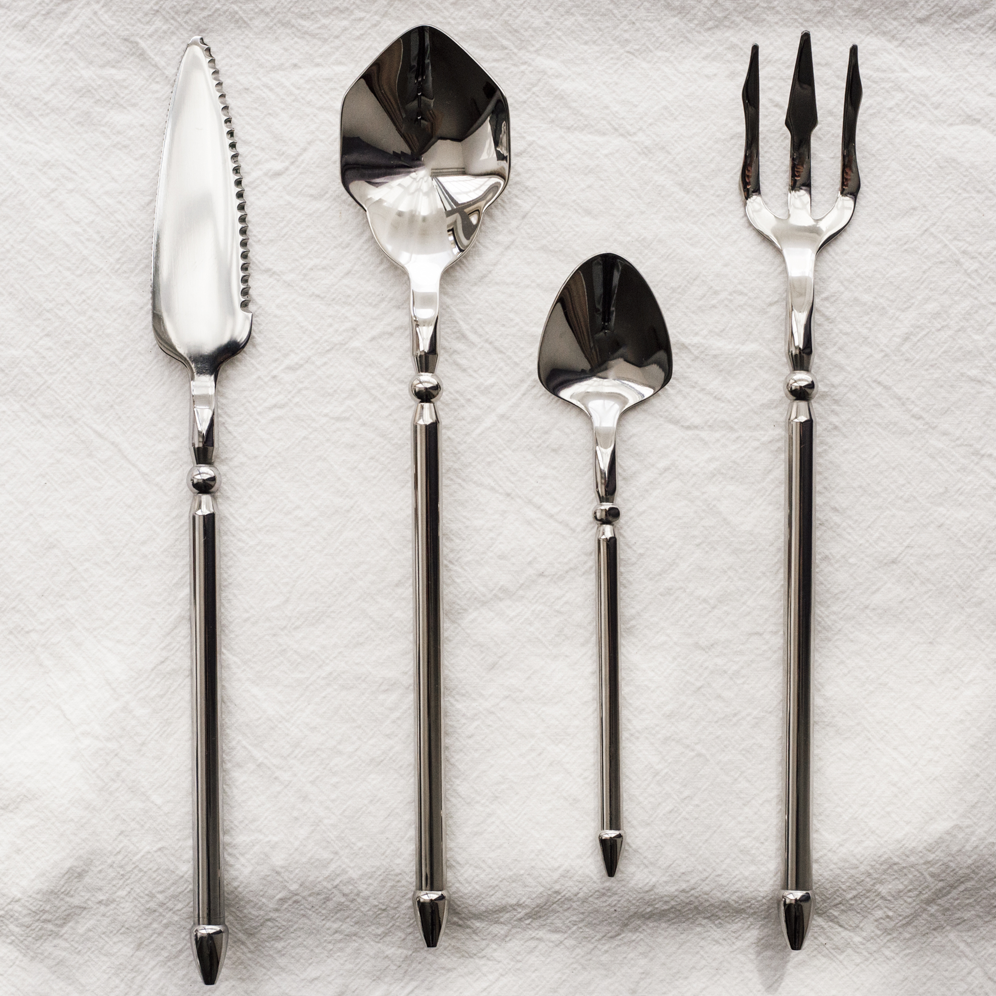 Nordic diamond light luxury retro ins Viking main dinner fork dessert spoon 304 stainless steel western tableware set of 4