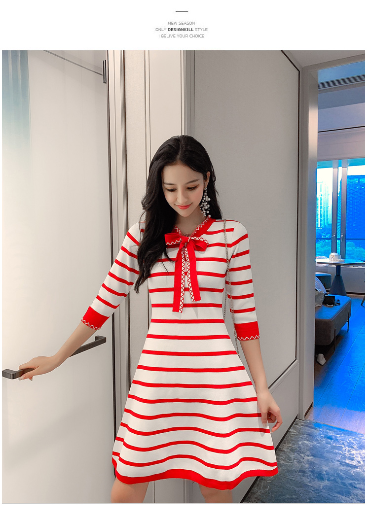 VK旗艦店 韓國小香風收腰顯瘦條紋針織長袖洋裝