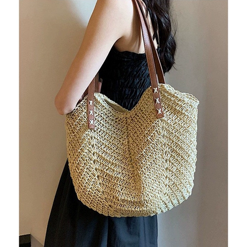 Соломенная пляжная вместительная и большая сумка через плечо