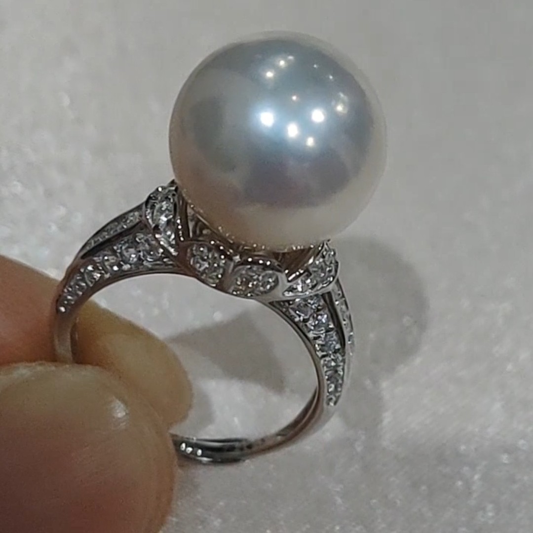 Natural fresh water comparable to Australian white perfect round ring ring pearl live mouth extra large single 11-12mm pure silver
