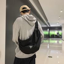 Large capacity of Yamamoto dumplings tide waterproof day is a boys gift light tide tag removed female slant bag