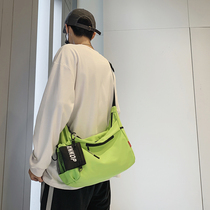 Slide Sabbage Nylon Postbag Light and large capacity Commuter Pack Mens Leisure Single Shoulder Package Daily Hall