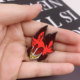 ສັນຍາລັກສັດງາມ pet Japanese devil fox school bag INS style small badge jewelry mini pin metal