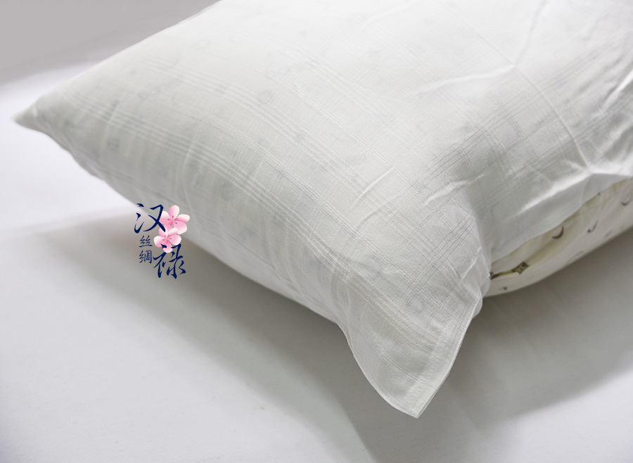 gia đình châu Âu và Mỹ nhẹ nhàng và thoải mái gối lụa gối lưới trắng mịn chỉ mức giá duy nhất mảnh - Khăn gối vỏ gối anime
