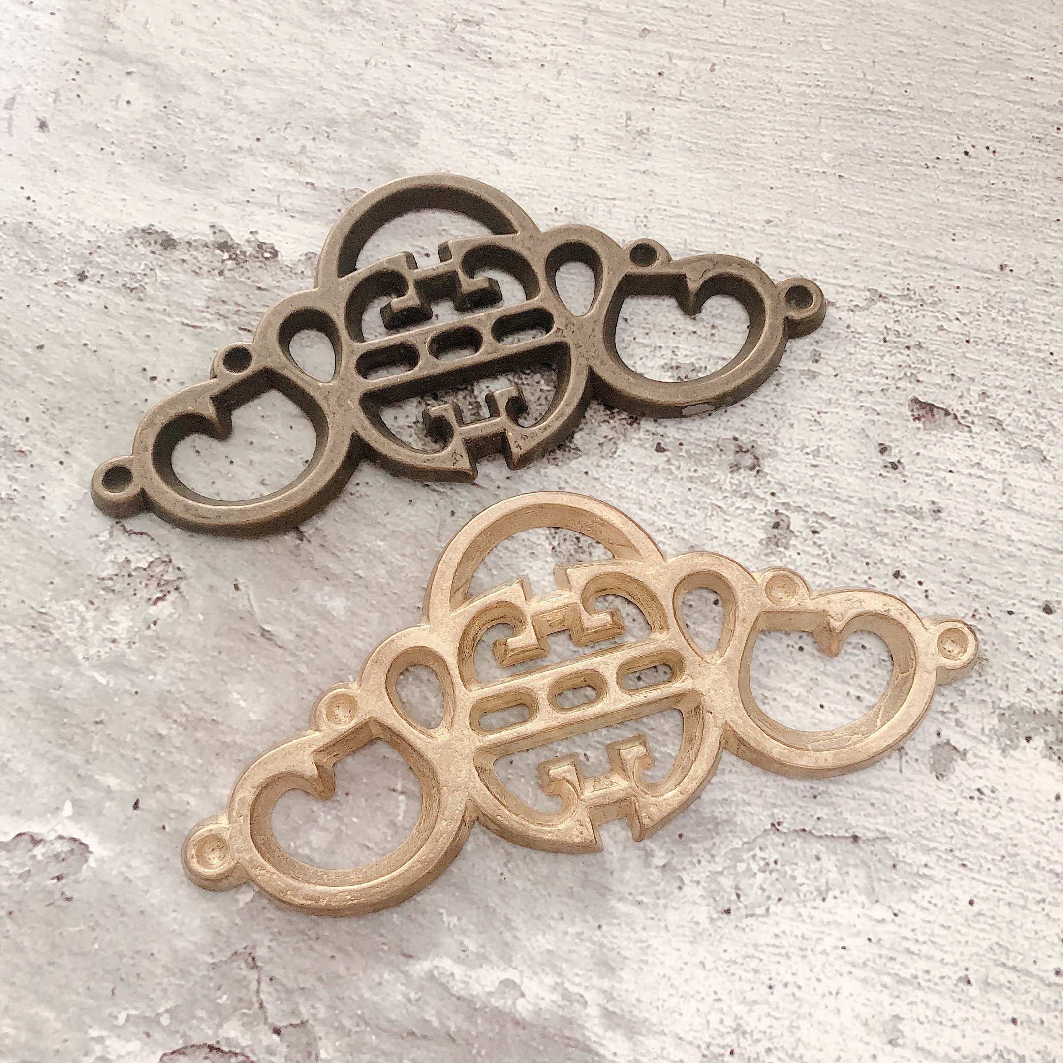 Brass Decoration Hook Chinese Antique Cross Embroidered Frame Plaque CREATIVE WALL-MOUNTED BUTTON PHOTO FRAME THICKENING FIVE GOLD ACCESSORIES