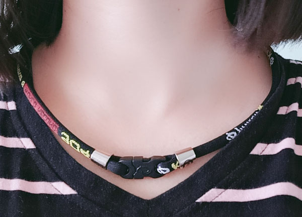 Japan Water Soluble Titanium Collar Energy Exercise Neck Ring RAKUWA Men's and Women's Health Cervical Collar X30 Times Unpacked