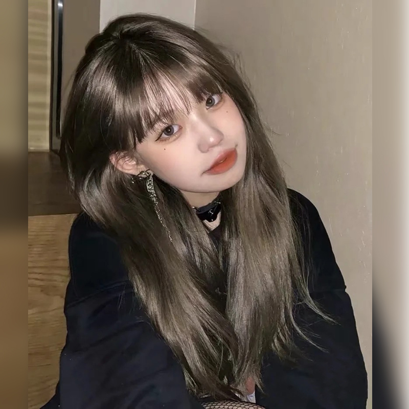 Small fish fry 2022 new summer hair color milky tea mist grey brown net red same wig female summer long straight hair JK wig