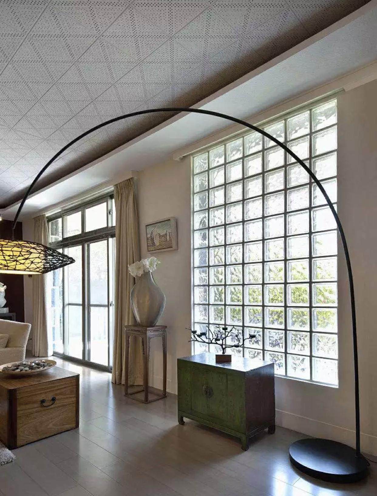 Ultra-permeable glass brick partition Xuanguan permeability Jia transparent square brick