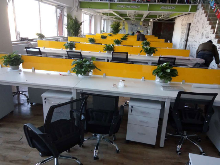 Bàn ghế nhân viên văn phòng Bắc Kinh đơn giản hiện đại 2/4/6 Bàn ghế bốn người kết hợp bàn máy tính - Nội thất văn phòng bàn làm việc giám đốc
