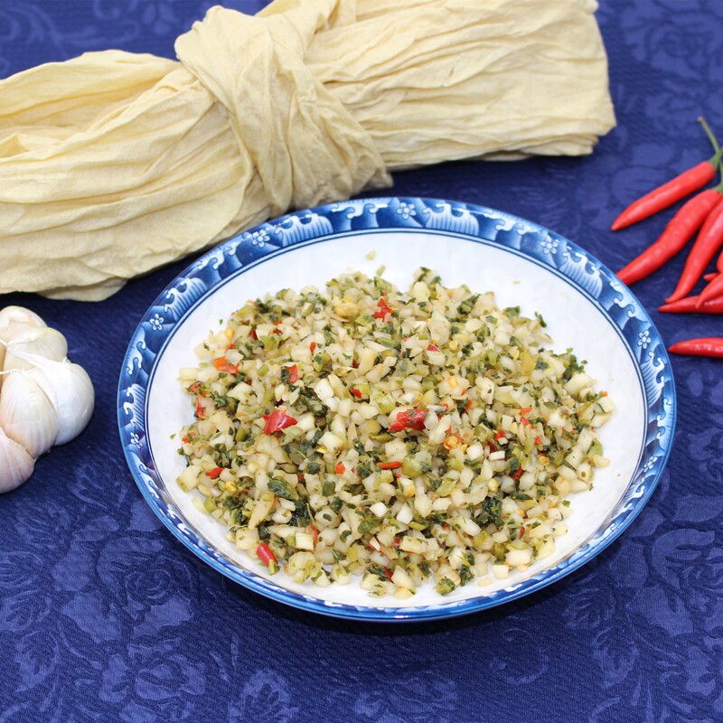 Hunan Zhangjiajie Cili local radish pickles dried vegetables salt farmers homemade jar dishes pickles under meals