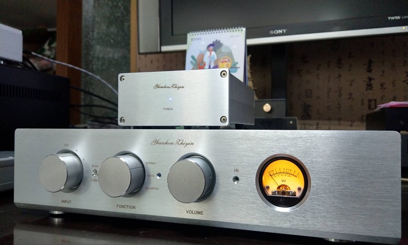 The Phantom Flagship version of the vacuum tube front-level