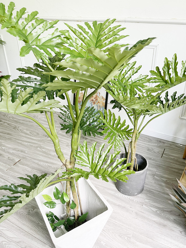 Nordic Style Artificial Spring Taro Leaf Plant with Pot, 130cm High, Realistic Simulation, Floor-Standing Potted Plant for Garden Landscape Decoration