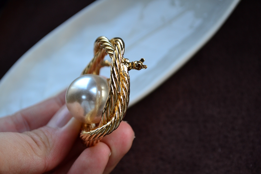 Vintage Western Pearl Cổ Trâm Trang sức Vintage Bảo tàng Bộ sưu tập Mũ Kim Trang trí Nữ Pin ghim cài áo ngọc trai