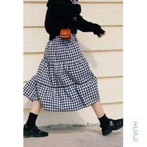 Hua Ji black and white plaid tower skirt A-line skirt in the long section of the small student 2021 new spring hidden meat Q056