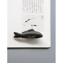 Spot Japan original imported Takaoka iron carp cast iron old Wenzhen paperweight desktop small ornaments