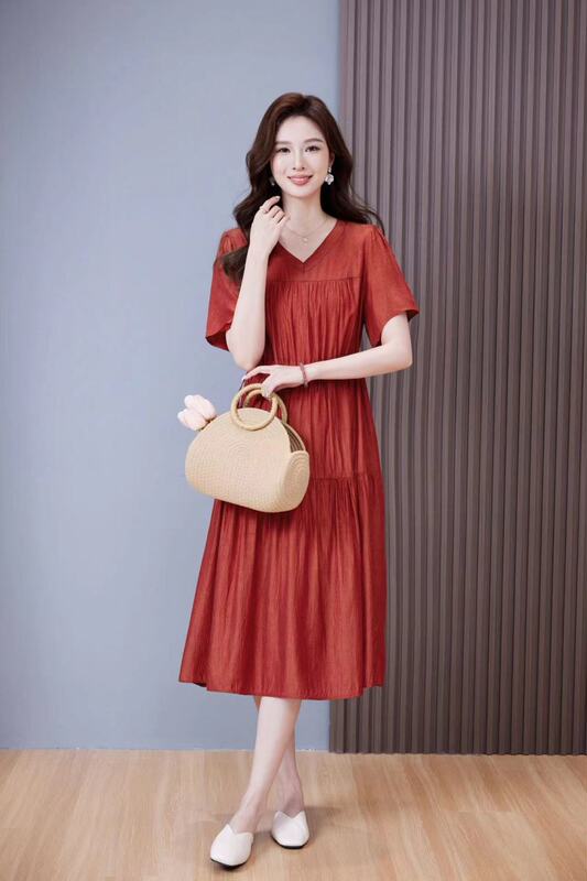 Extra Large Size Summer New Style High-End Elegant Dress That Covers the Belly and Makes You Look Slimmer, Suitable for Plus-Size Women up to 200-300 Pounds, Red Mother's Dress