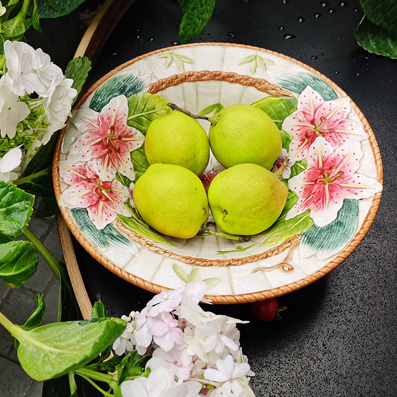 Ceramic Lilies decorated fruit disk tea couple of daily necessities Joe gifts for a hundred years good new wedding gift