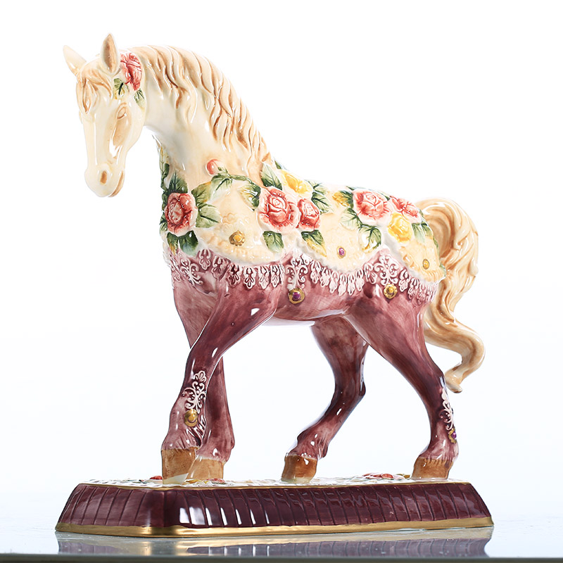 Embossed rose horse decoration large horse creative decoration crafts living room TV cabinet office study decoration
