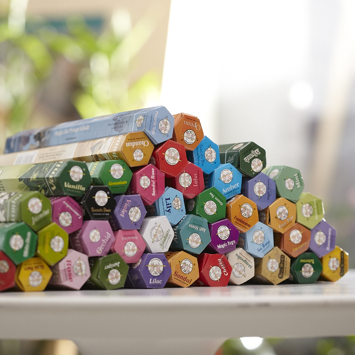 Flute Indian short-line incense tube Thai natural incense plug Soothe the spirit Purify the air Uplift Sandalwood incense incense