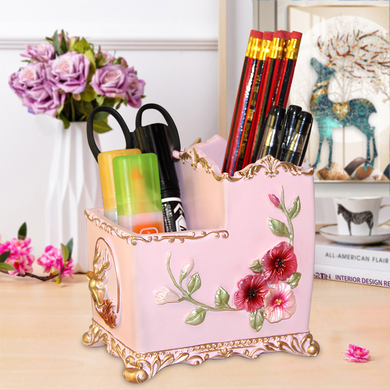 Cute Student Women Ins Pen Holder Containing Box Teacher's Section Gift Creative Personality Office Desktop Pen Swing Piece