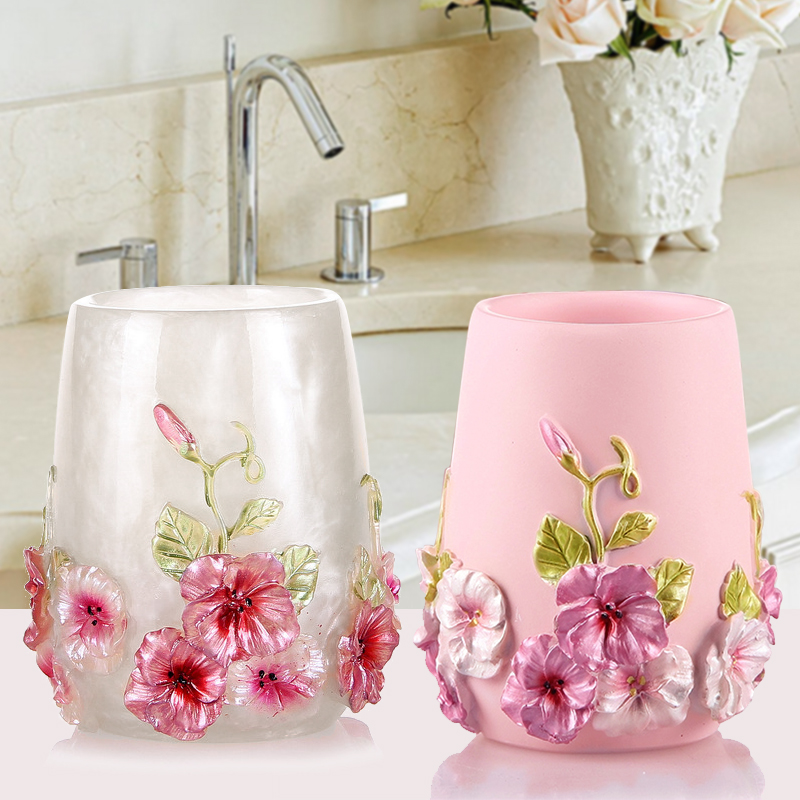 European Banquet Creative Gargle Cup Set Home Brush Cup Couple Simple Family of Three Wash Toothbrush Cup Resin