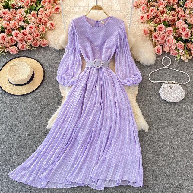 Super fairy Sanya seaside holiday beach skirt temperament waist big swing long skirt round neck pleated polka dot chiffon dress