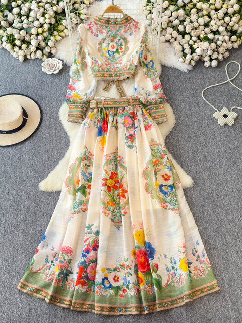 2025 Early Spring Niche Atmosphere Printed Resort Style Suit Collar Short Slim Fit Jacket Skirt Suit