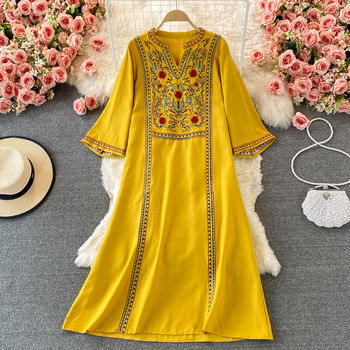 Autumn seaside travel and vacation beach skirt waist slimming big swing long skirt ethnic style embroidery V-neck dress long-sleeved