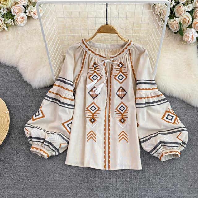 Spring and Autumn New Korea Retro Loose Ethnic Wind Embroidery Slim Lantern Sleeve Doll Top Women's Round Neck Pullover Shirt