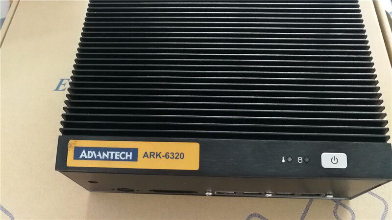 Research and development ARK-6320 embedded industrial computer Ling-moving dual-core fanless multi-serial double mesh small machine