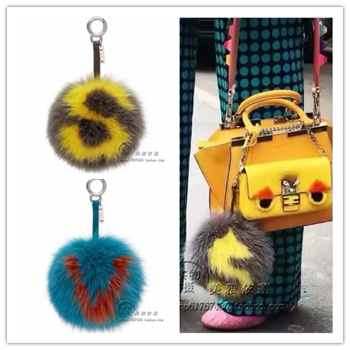 2020 New Model Oversized Imported Fox Fur Ball Celebrity Style Letter Fur Bag Pendant Car Keychain