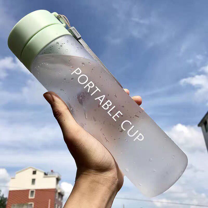 Water cup Student male and female Korean version of the sports cup Portable large capacity plastic cup Simple fashion ins with rope accompanying cup