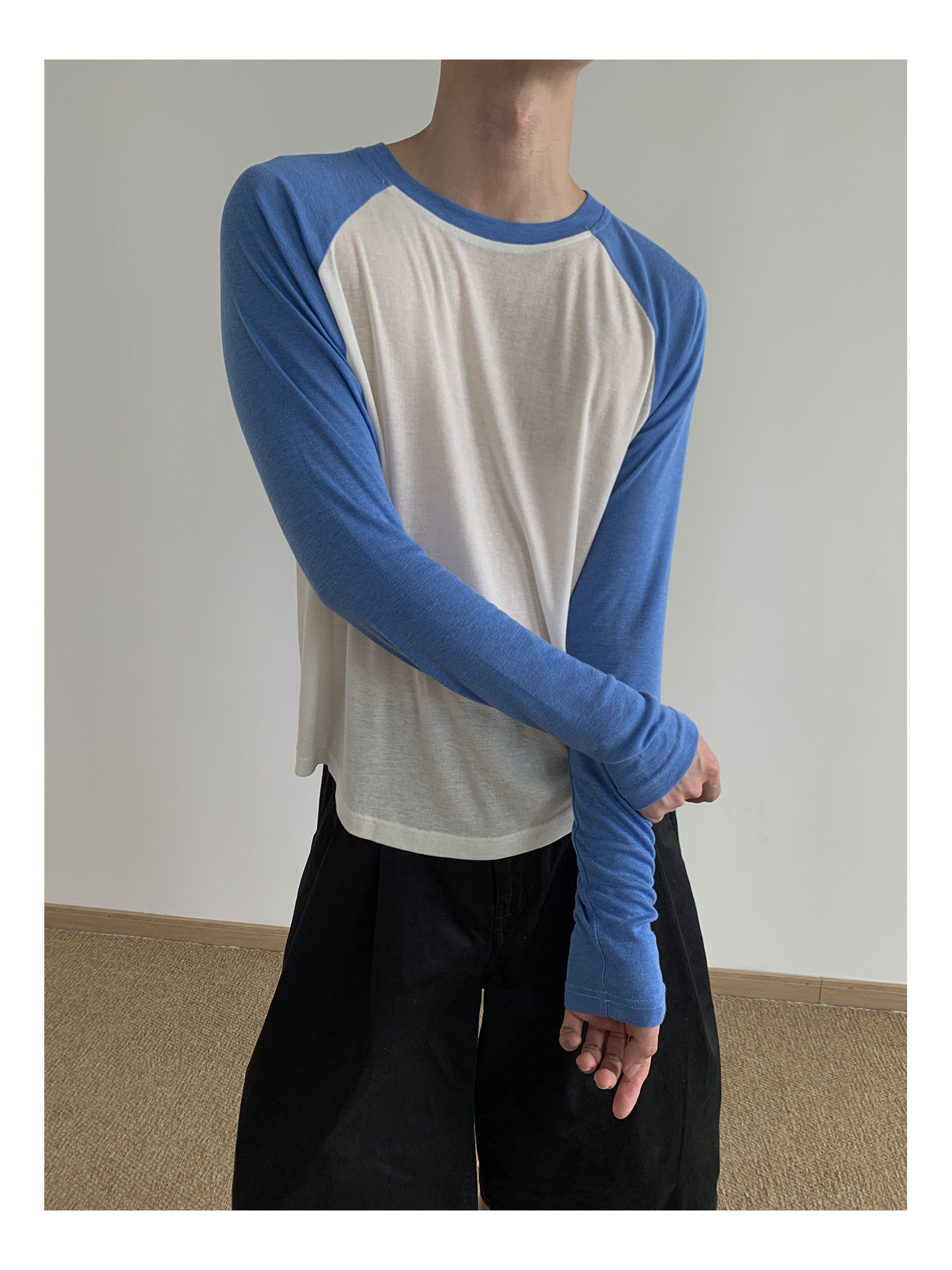 MION Cropped Raglan-Sleeve Crewneck Tee