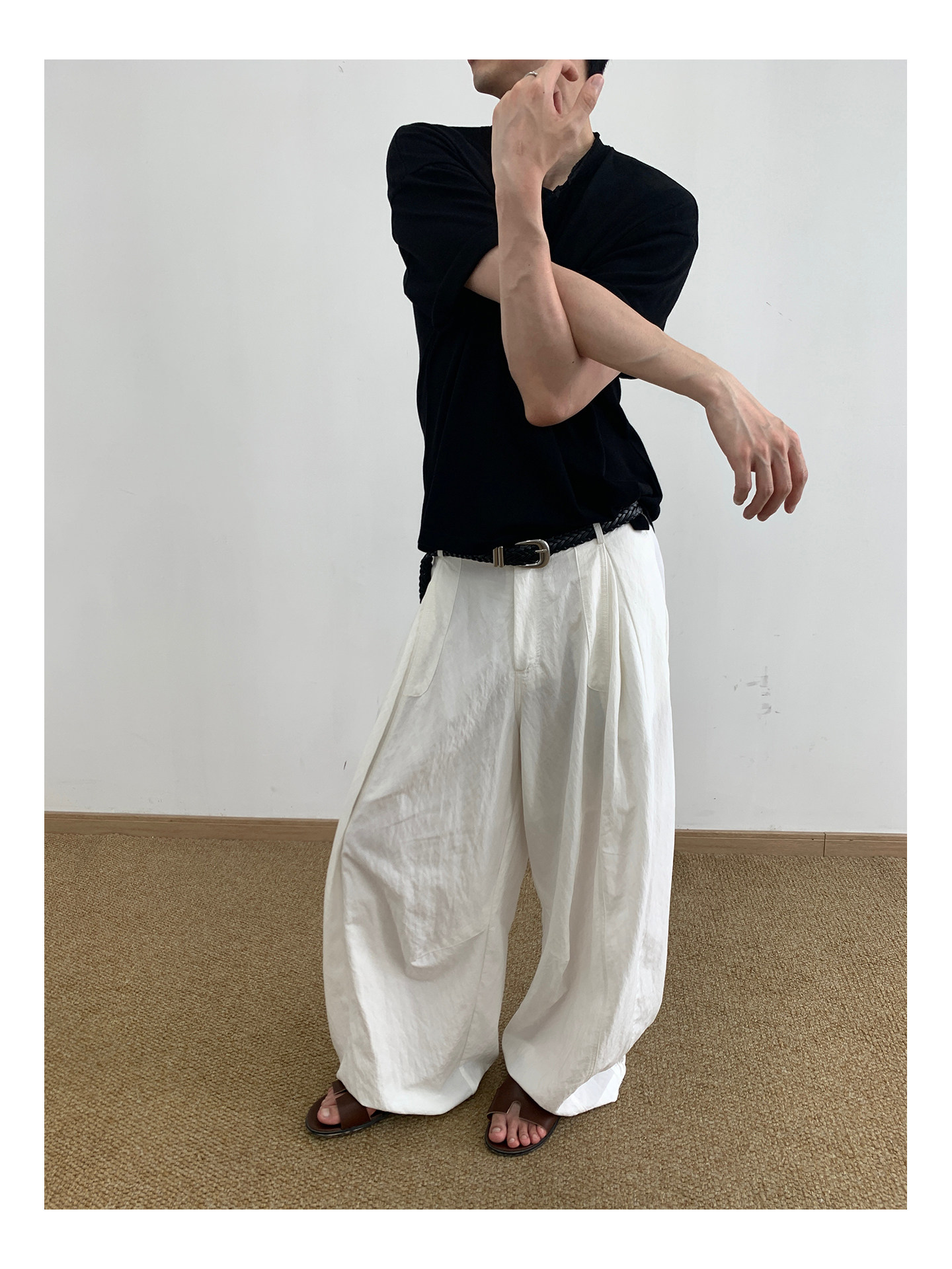 MION Henley Neck Relaxed Tee