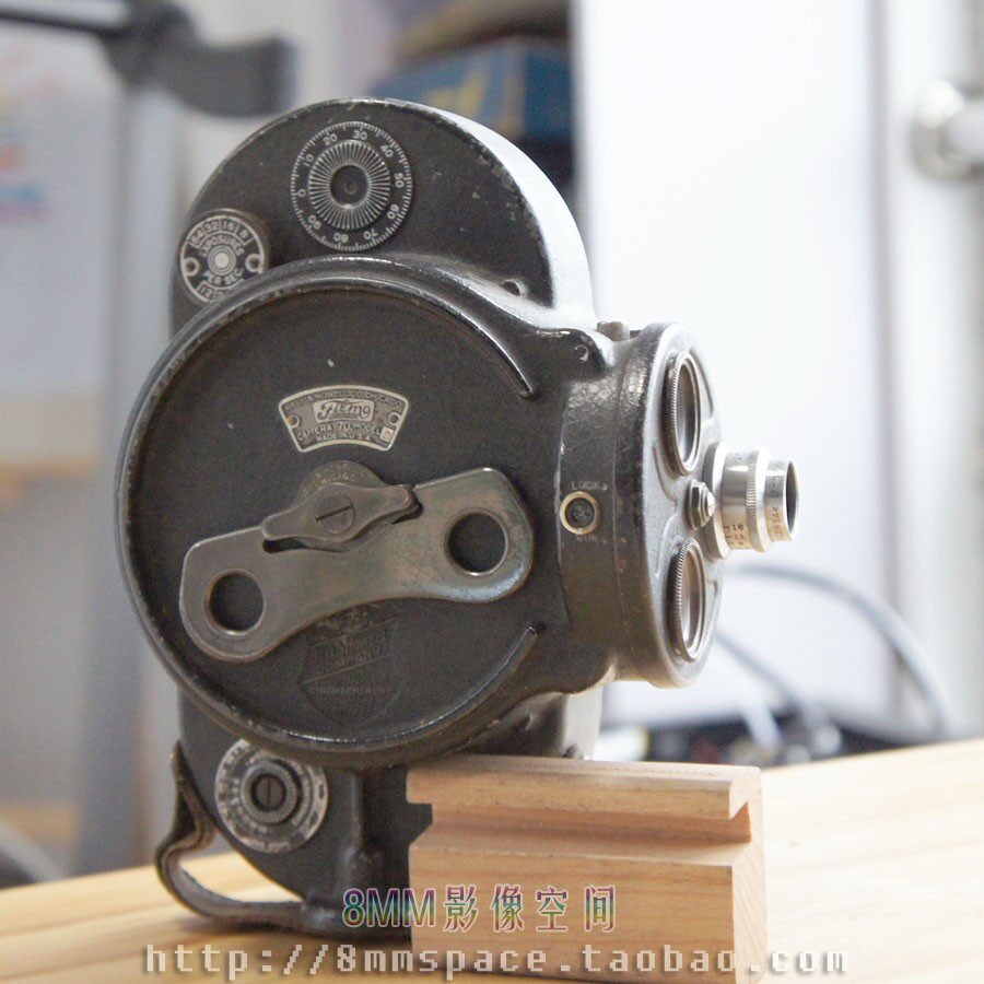 g US Antiques 1930 BELL HOWELL Filmo 70 16mm Film Camera machinery Good