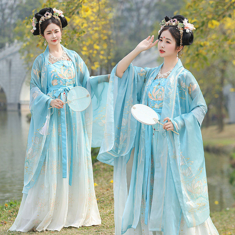 汉服厂家出租团购租赁敬酒服新娘订婚礼服