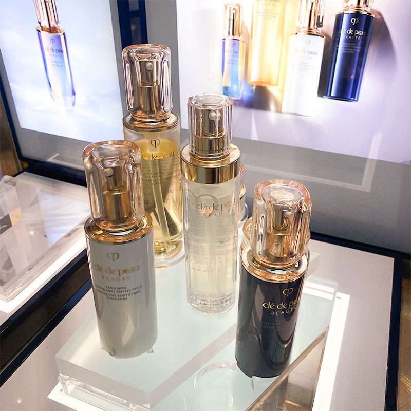 Yuanyuanda beauty CPB skin key water lotion three-piece set box moisturizing water day milk night milk moisturizing set