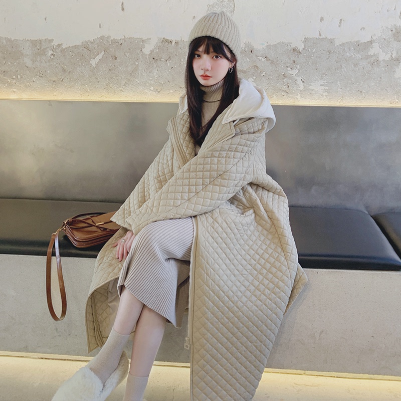 Quilted Cotton Jacket for Women, Hooded, Mid-Length, New Winter Style, Soft and Fluffy, Korean Style, Gentle and Lightweight down Cotton Coat