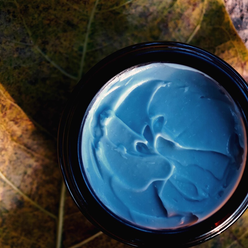 A Skin Energy Revolution: "Base Blue Chamomile Essential Oil Cream" – Self-Reconstruction under the Pressure of Trauma