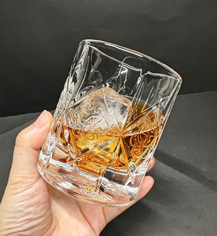 Imperial Dewar's Original Genuine Scottish Blended Whisky Glass, Liquor Glass, Patterned Glass Imperial Dewar's Original Genuine Scottish Blended Whisky Glass, Liquor Glass, Patterned Glass