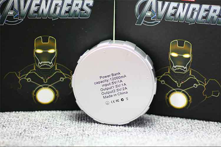 Lò phản ứng Marvel Avengers Iron Man Sạc Po Mobile Power 12000 mA Quà tặng lâu dài - Ngân hàng điện thoại di động sạc dự phòng hammer