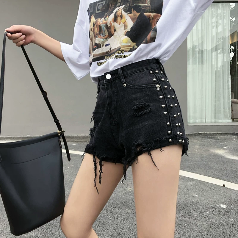 Mùa hè 2020 mới uốn xoăn eo cao rộng chân rộng đã mỏng và mòn lỗ quần short denim đen móng tay nữ hạt quần nóng thủy triều - Quần jean