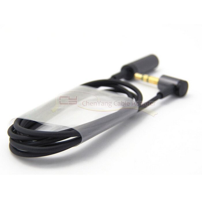 Headphone extension cable