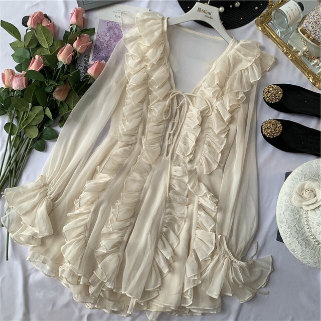 Chen Mimi Autumn and winter new French romantic fairy style very fairy ruffled V-neck flared sleeve chiffon dress